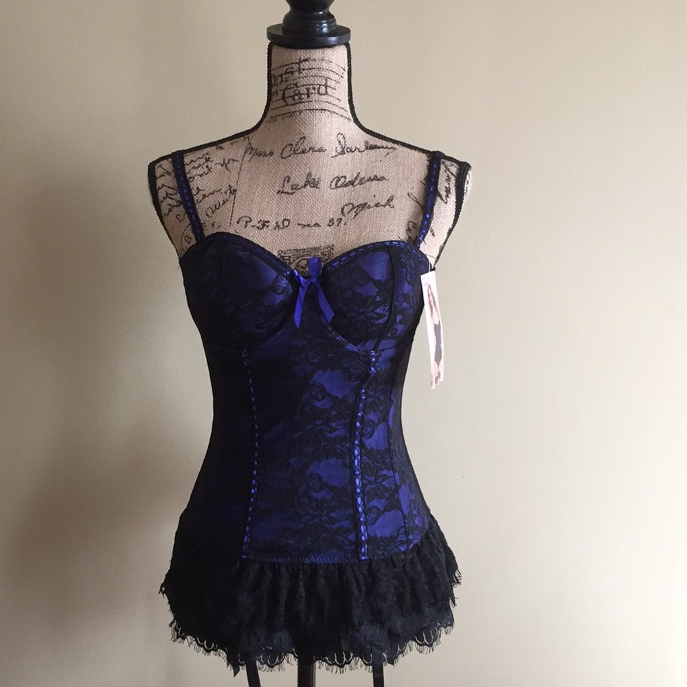 BRAND NEW Bustier